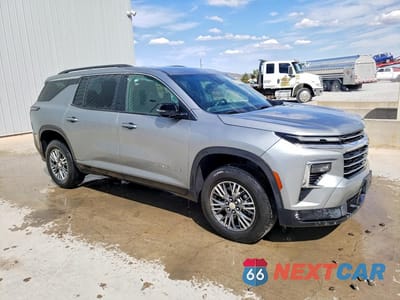 Czwarte zdjęcie samochodu z boku: 2025 CHEVROLET TRAVERSE LT VIN:1GNEVGRS2SJ146859 - miniatura