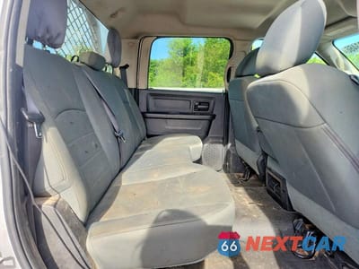Zdjęcie 10 z 12 samochodu: 2016 RAM 2500 ST VIN:3C6UR5HJ6GG381142 - miniatura