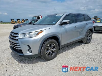 2019 TOYOTA HIGHLANDER LE PLUS 5TDZZRFH8KS348336 - główne zdjęcie licytacji z USA - miniatura