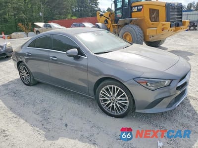 Czwarte zdjęcie samochodu z boku: 2022 MERCEDES-BENZ CLA 250 4MATIC VIN:W1K5J4HB1NN301568 - miniatura