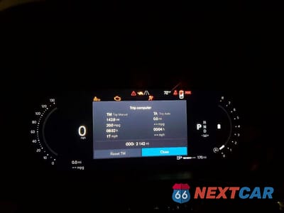 Zdjęcie 9 z 13 samochodu: 2026 VOLVO XC60 PLUS VIN:YV4M12RC9T1365327 - miniatura