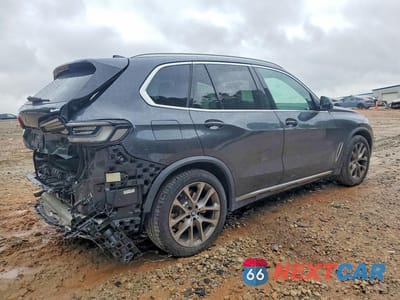 Trzecie zdjęcie samochodu z tyłu: 2022 BMW X5 VIN:5UXCR4C04N9K33550 - miniatura
