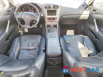Zdjęcie 8 z 13 samochodu: 2006 LEXUS IS 350 VIN:JTHBE262165010710 - miniatura