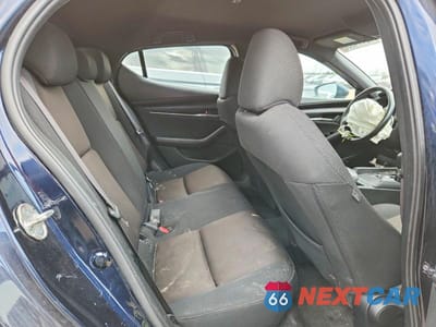Zdjęcie 10 z 13 samochodu: 2020 MAZDA 3 GX VIN:JM1BPAK76L1158684 - miniatura