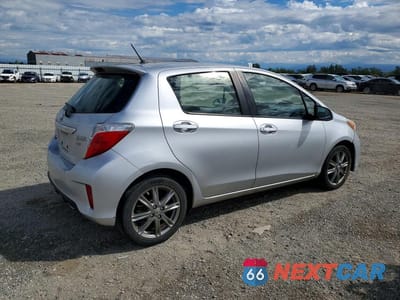 Trzecie zdjęcie samochodu z tyłu: 2012 TOYOTA YARIS 5-DOOR SE VIN:JTDKTUD34CD504771 - miniatura