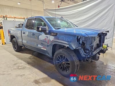 Czwarte zdjęcie samochodu z boku: 2026 GMC SIERRA K1500 ELEVATION VIN:1GTRUCEDXTZ268742 - miniatura