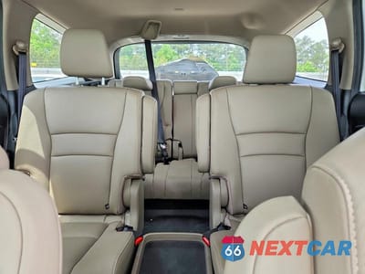 Zdjęcie 10 z 13 samochodu: 2022 HONDA PILOT TOURING VIN:5FNYF5H61NB020077 - miniatura