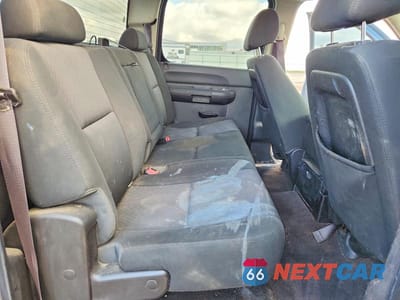 Zdjęcie 10 z 13 samochodu: 2014 GMC SIERRA K2500 SLE VIN:1GT120CG7EF171050 - miniatura
