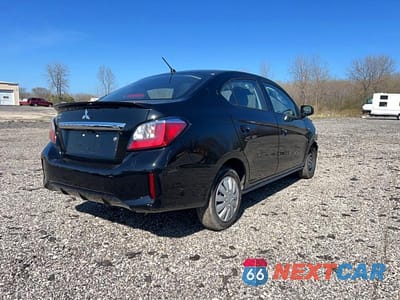 Czwarte zdjęcie samochodu z boku: 2024 MITSUBISHI MIRAGE G4 ES VIN:ML32FUFJ1RHF09243 - miniatura
