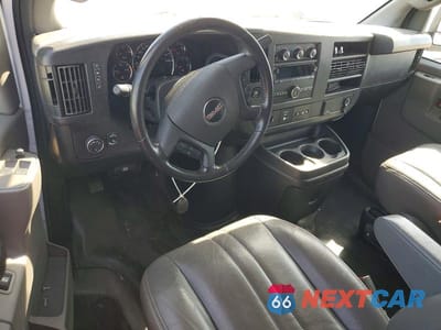 Zdjęcie 8 z 12 samochodu: 2023 GMC SAVANA G2500 UTILITY / SERVICE VAN VIN:1GTW7BFP4P1179427 - miniatura