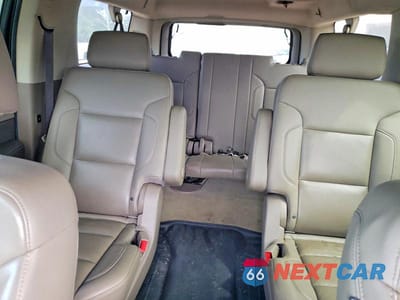 Zdjęcie 10 z 13 samochodu: 2017 CHEVROLET SUBURBAN K1500 LT VIN:1GNSKHKC6HR332550 - miniatura