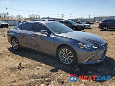 Czwarte zdjęcie samochodu z boku: 2018 LEXUS ES 250 VIN:58AD11D14MU005227 - miniatura