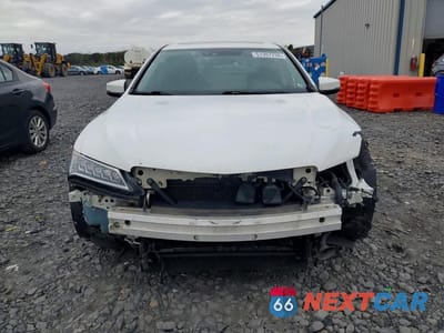 Piąte zdjęcie samochodu w środku: 2017 ACURA TLX TECH VIN:19UUB2F57HA004791 - miniatura