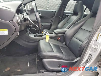 Zdjęcie 7 z 11 samochodu: 2014 MERCEDES-BENZ CLA 250 VIN:WDDSJ4EB8EN049261 - miniatura