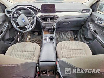 Zdjęcie 8 z 13 samochodu: 2021 FORD ESCAPE SE VIN:1FMCU9G65MUB19091 - miniatura