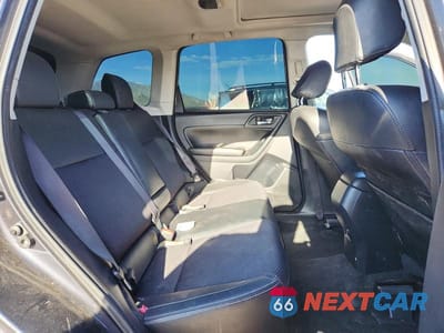 Zdjęcie 10 z 12 samochodu: 2018 SUBARU FORESTER 2.0XT PREMIUM VIN:JF2SJGEC6JH532276 - miniatura