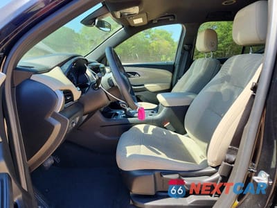 Zdjęcie 7 z 14 samochodu: 2022 CHEVROLET TRAVERSE LS VIN:1GNERFKW7NJ108205 - miniatura
