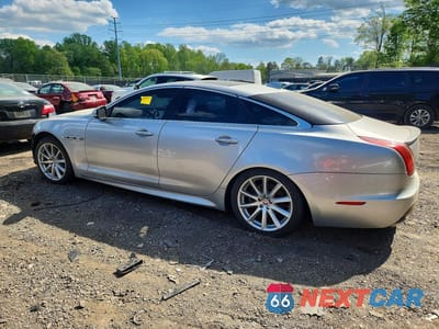 Drugie zdjęcie samochodu z przodu: 2017 JAGUAR XJ VIN:SAJWJ1CD6H8W12665 - miniatura