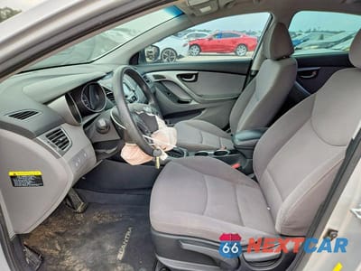 Zdjęcie 7 z 12 samochodu: 2014 HYUNDAI ELANTRA SE VIN:KMHDH4AE9EU210734 - miniatura