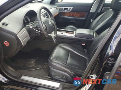 Zdjęcie 7 z 12 samochodu: 2011 JAGUAR XF PREMIUM VIN:SAJWA0GB3BLS19102 - miniatura