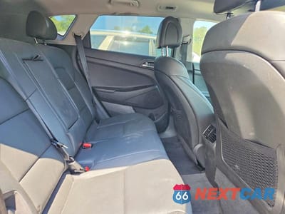 Zdjęcie 11 z 13 samochodu: 2016 HYUNDAI TUCSON LIMITED VIN:KM8J33A21GU208724 - miniatura