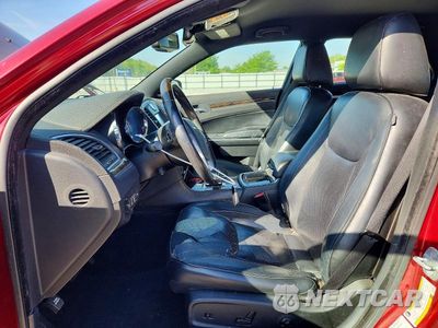 Zdjęcie 7 z 13 samochodu: 2013 CHRYSLER 300C VIN:2C3CCAEG8DH620732 - miniatura