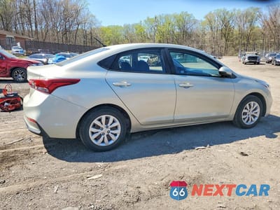 Trzecie zdjęcie samochodu z tyłu: 2019 HYUNDAI ACCENT SE VIN:3KPC24A30KE087447 - miniatura