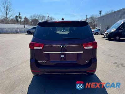 Zdjęcie 6 z 13 samochodu: 2016 KIA SEDONA LX VIN:KNDMB5C18G6171969 - miniatura