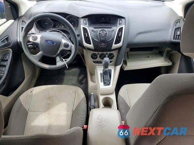 Zdjęcie 8 z 11 samochodu: 2012 FORD FOCUS SE VIN:1FAHP3K28CL420659 - miniatura