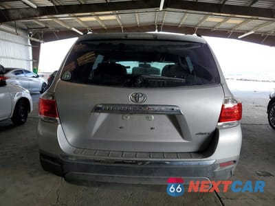 Zdjęcie 6 z 13 samochodu: 2012 TOYOTA HIGHLANDER SE VIN:5TDBK3EH1CS161350 - miniatura