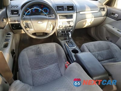 Zdjęcie 8 z 12 samochodu: 2010 FORD FUSION SE VIN:3FAHP0HA3AR413288 - miniatura