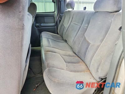 Zdjęcie 10 z 11 samochodu: 2004 GMC NEW SIERRA C1500 VIN:2GTEC19V541222870 - miniatura