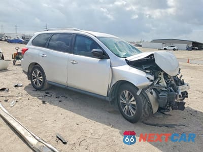 Czwarte zdjęcie samochodu z boku: 2017 NISSAN PATHFINDER S VIN:5N1DR2MN4HC615052 - miniatura
