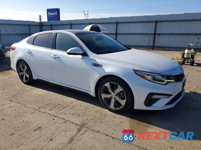 Czwarte zdjęcie samochodu z boku: 2020 KIA OPTIMA S VIN:5XXGT4L32LG398964 - miniatura