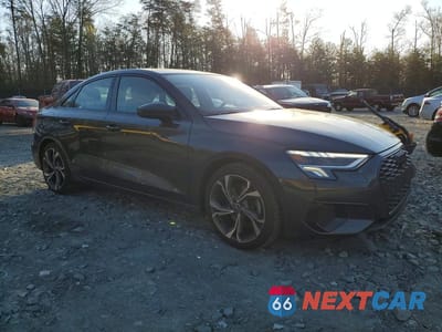 Czwarte zdjęcie samochodu z boku: 2023 AUDI A3 PREMIUM PLUS VIN:WAUHUDGY6PA061526 - miniatura