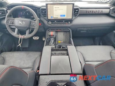 Zdjęcie 8 z 12 samochodu: 2025 TOYOTA TUNDRA TRD PRO HV VIN:5TFPC5DB2SX087635 - miniatura