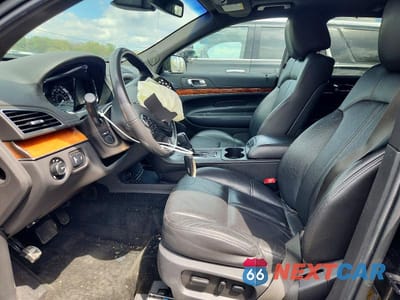 Zdjęcie 7 z 11 samochodu: 2018 LINCOLN MKT VIN:2LMHJ5NK5JBL01869 - miniatura