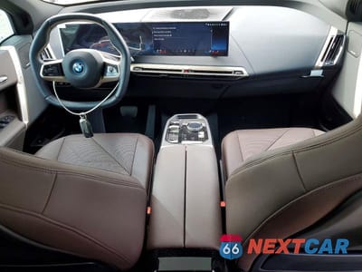 Zdjęcie 8 z 12 samochodu: 2025 BMW IX XDRIVE50 VIN:WB523CF02SCS14106 - miniatura