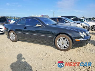 Czwarte zdjęcie samochodu z boku: 2000 MERCEDES-BENZ CL 500 VIN:WDBPJ75JXYA004986 - miniatura