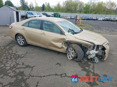 Czwarte zdjęcie samochodu z boku: 2011 TOYOTA CAMRY AUTOMATIC VIN:4T1BF3EK8BU219427 - miniatura