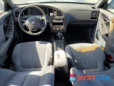 Zdjęcie 8 z 12 samochodu: 2004 HYUNDAI ELANTRA GLS VIN:KMHDN46D64U819609 - miniatura