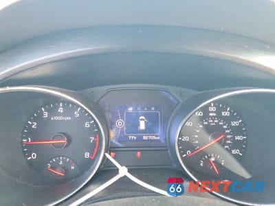 Zdjęcie 9 z 13 samochodu: 2017 KIA SEDONA LX VIN:KNDMB5C10H6325575 - miniatura