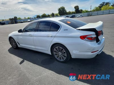 Drugie zdjęcie samochodu z przodu: 2018 BMW 530E VIN:WBAJA9C59JB251714 - miniatura