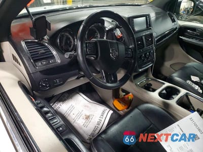 Zdjęcie 8 z 12 samochodu: 2017 DODGE GRAND CARAVAN SXT VIN:2C4RDGCG4HR869327 - miniatura
