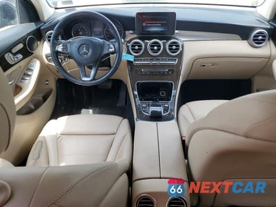 Zdjęcie 8 z 12 samochodu: 2016 MERCEDES-BENZ GLC 300 VIN:WDC0G4JB5GF026727 - miniatura