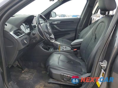 Zdjęcie 7 z 13 samochodu: 2018 BMW X1 SDRIVE28I VIN:WBXHU7C36J5L07248 - miniatura