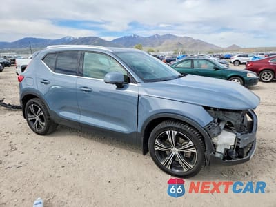 Czwarte zdjęcie samochodu z boku: 2020 VOLVO XC40 T5 INSCRIPTION VIN:YV4162UL6L2251890 - miniatura