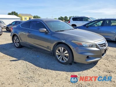 Czwarte zdjęcie samochodu z boku: 2012 HONDA ACCORD EX VIN:1HGCS1B70CA000328 - miniatura