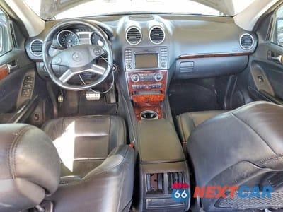 Zdjęcie 8 z 12 samochodu: 2009 MERCEDES-BENZ ML 63 AMG VIN:4JGBB77E79A507901 - miniatura