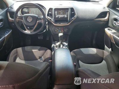 Zdjęcie 8 z 12 samochodu: 2018 JEEP CHEROKEE LATITUDE VIN:1C4PJLCB2JD540051 - miniatura